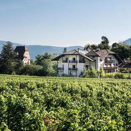 Hotel Weingut Stroblhof Appiano Sulla Strada Del Vino Esterno foto