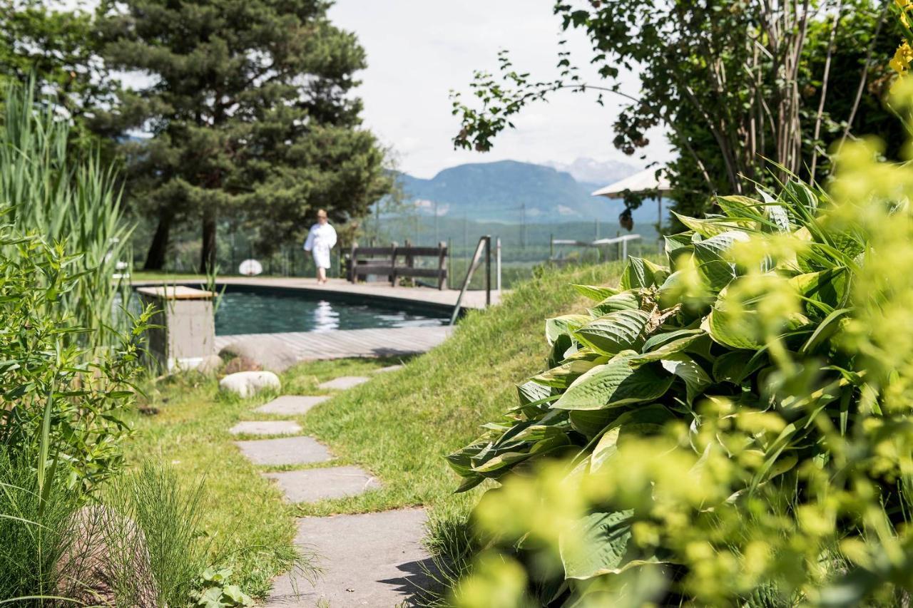 Hotel Weingut Stroblhof Appiano Sulla Strada Del Vino Esterno foto