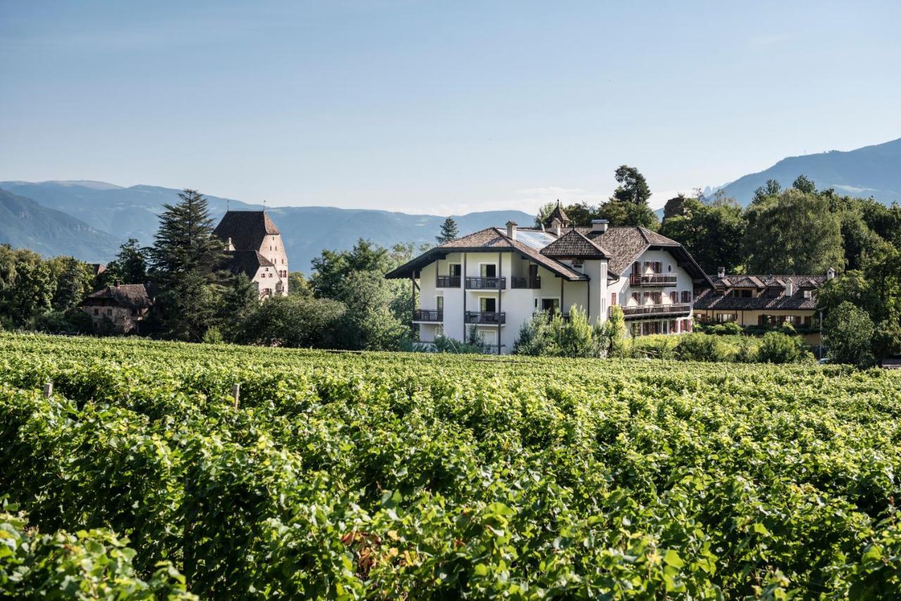 Hotel Weingut Stroblhof Appiano Sulla Strada Del Vino Esterno foto